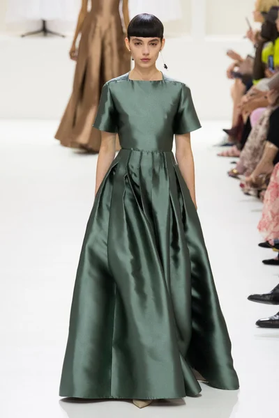 Look 67
